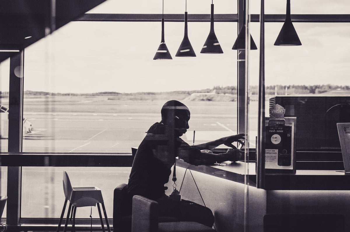 The best business travel shirt: 7 Features that really matter