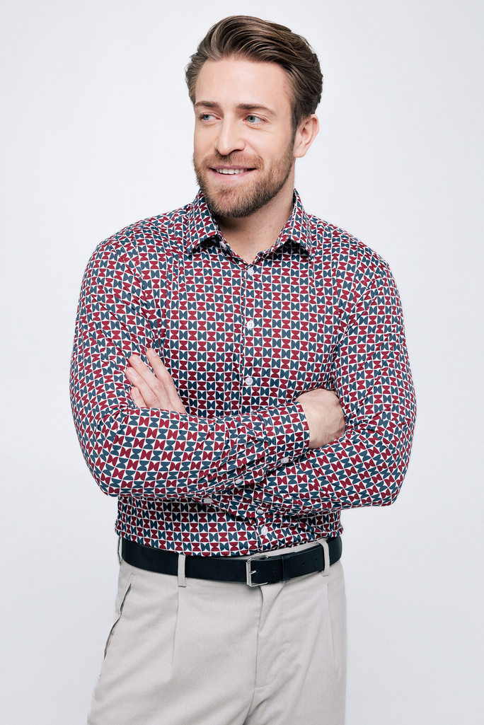 Men's patterned performance shirt - GEO NORDIC BURGUNDY